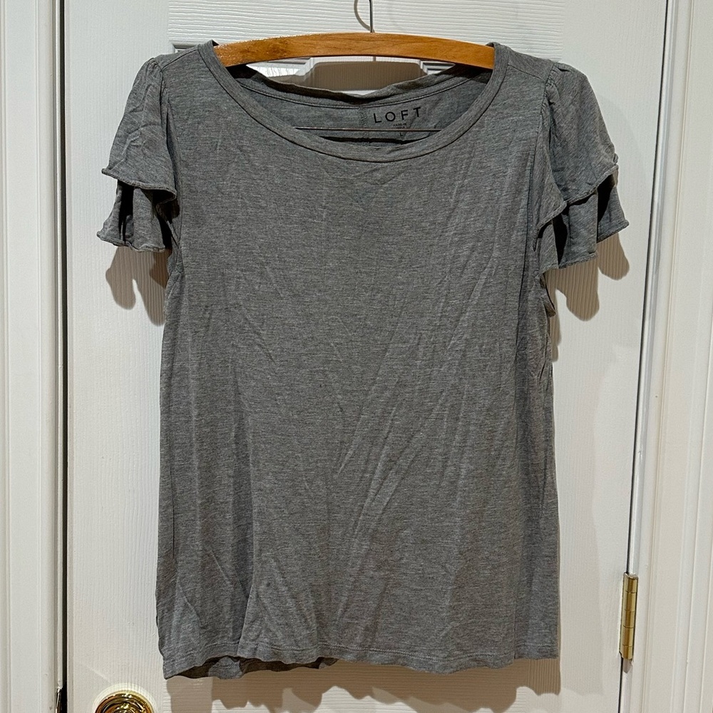 LOFT Cap Sleeve Gray Tee, Size Large